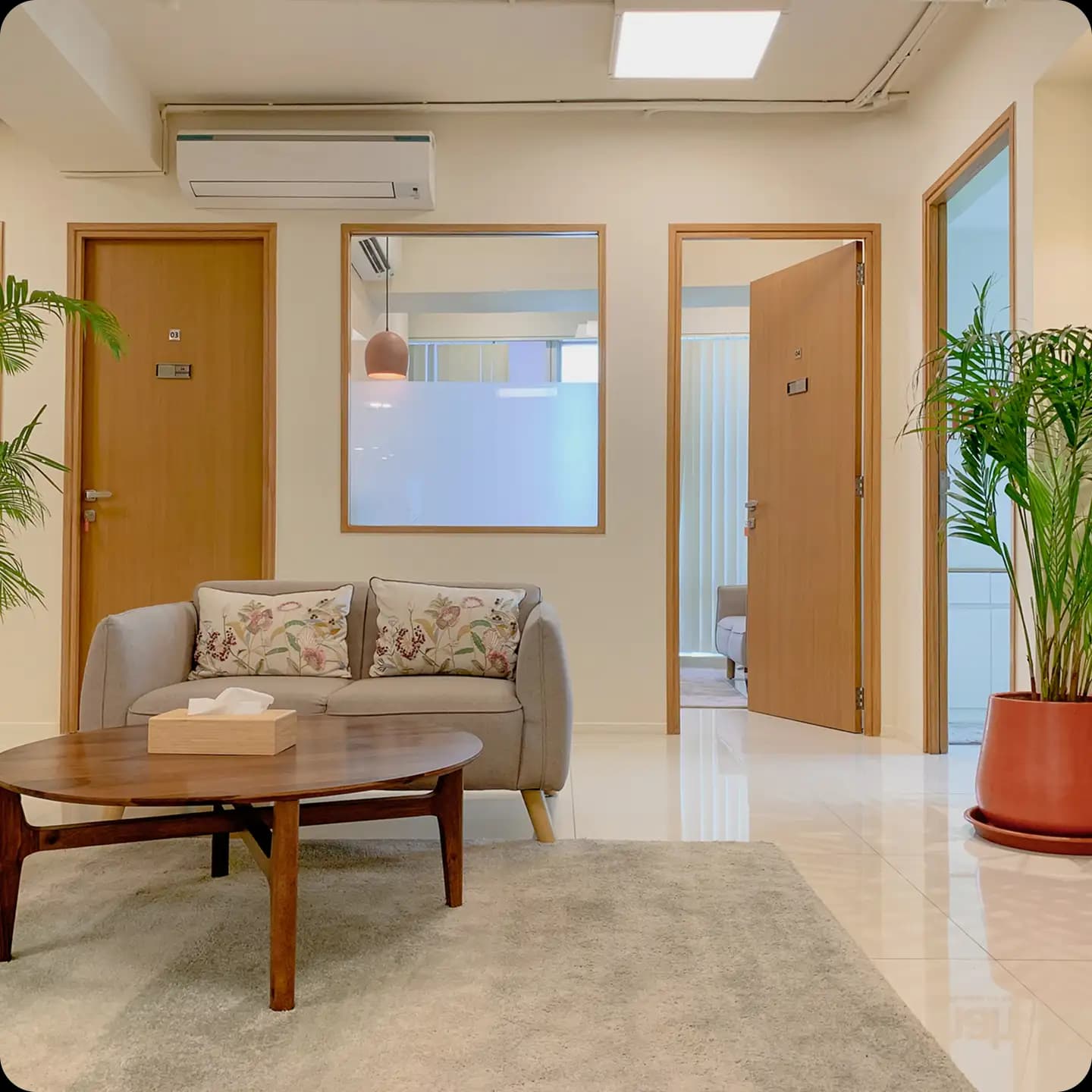 Centre Room Image