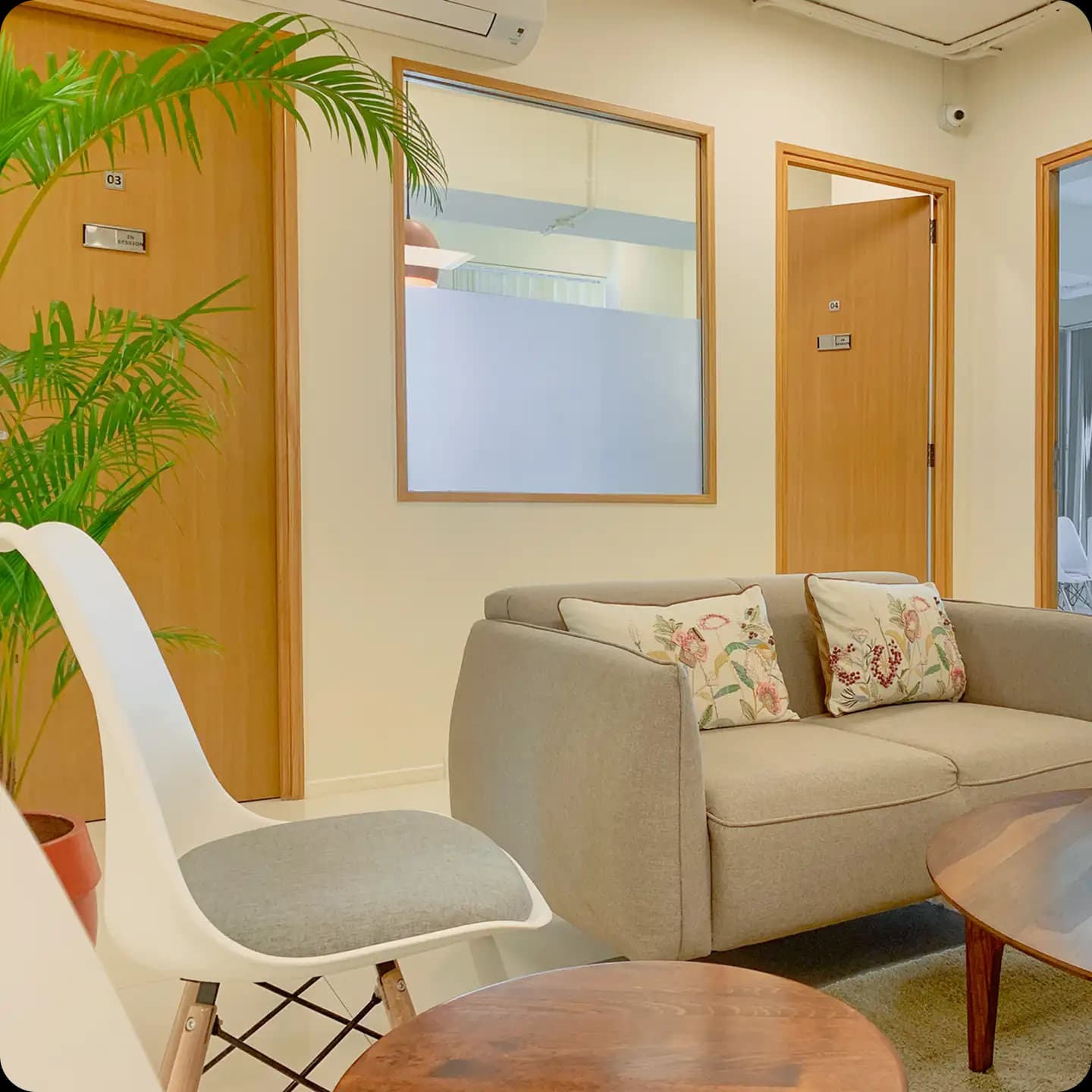 Centre Room Image