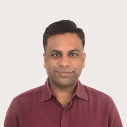 Dr Shivam Gupta