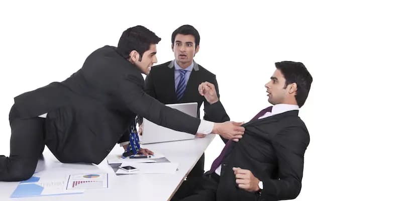 signs-of-workplace-aggression